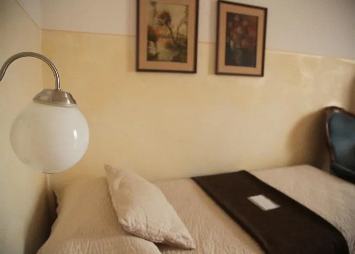  Albergo Garisenda Con Terrazza Panoramica Sulle Due Torri